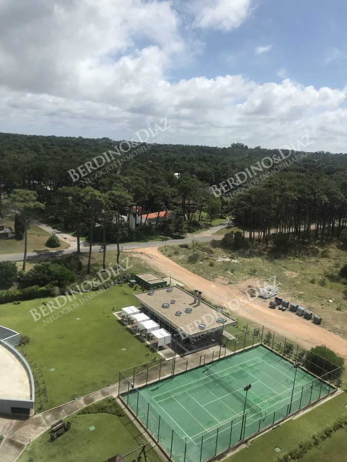 Apartamento ID.2069 - Apartamento en venta, Zona de Playa Brava.