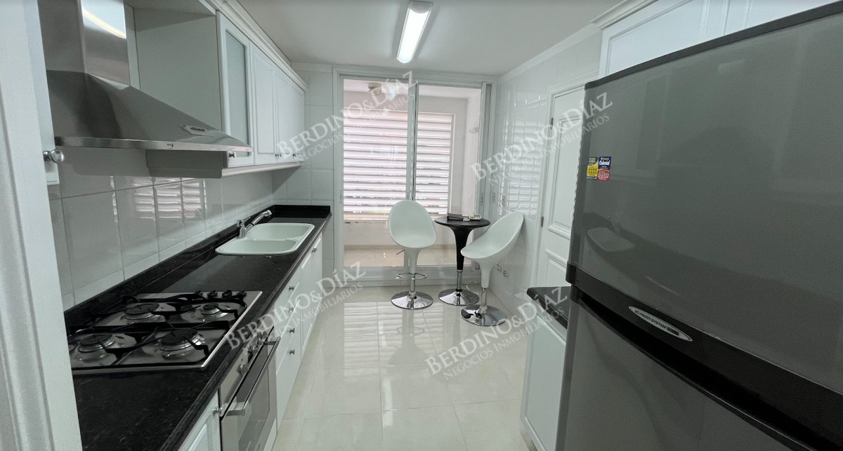 Apartamento ID.2745 - Departamento de 2 dormitorios en venta en Le Jardin, Punta del Este