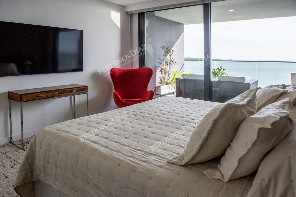 Apartamento ID.2724 - Espectacular departamento de 3  dormitorios en Ventian Playa Mansa.