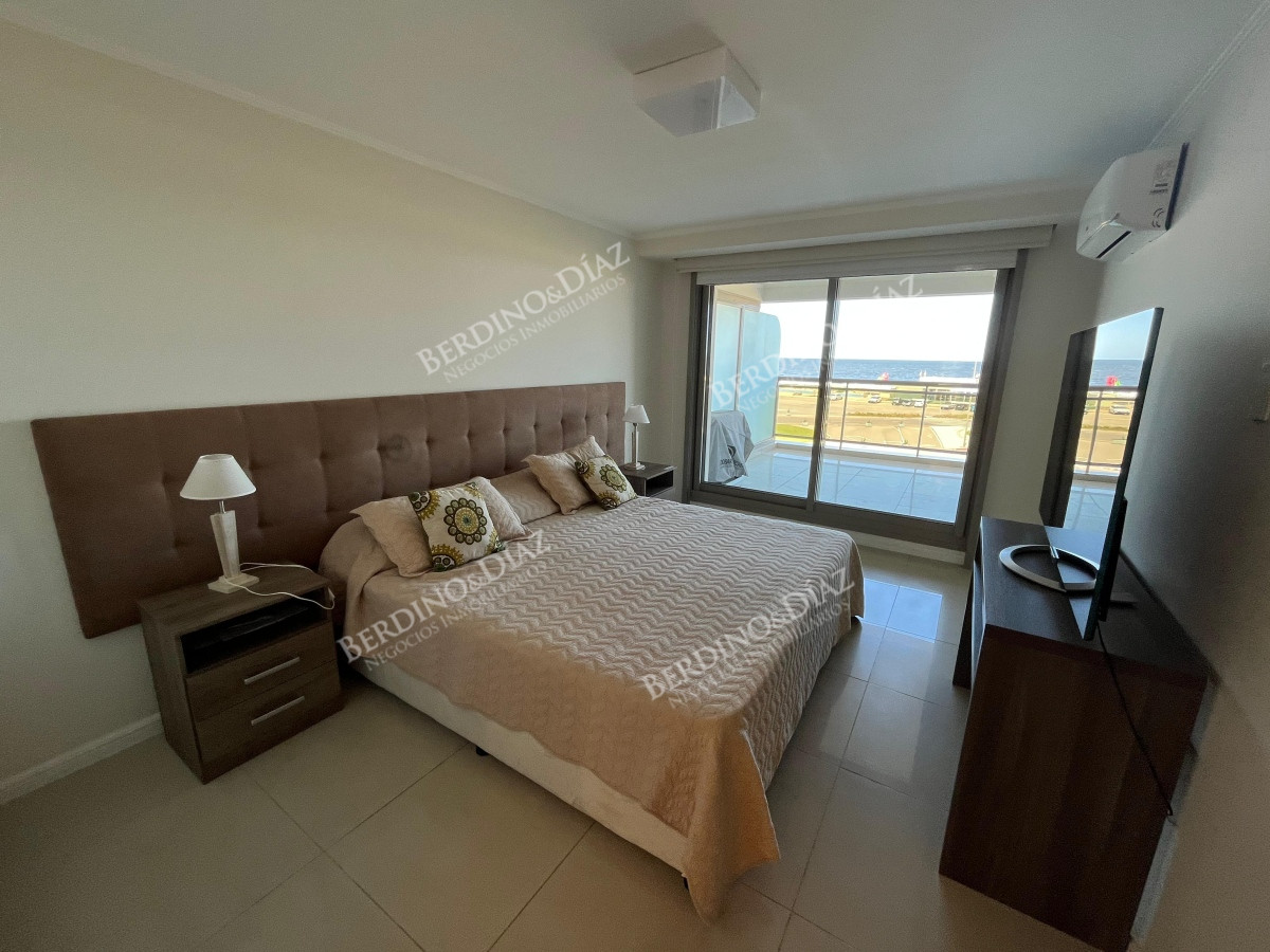 Apartamento ID.1035 - Apartamento en Imperiale en la Torre frente al mar
