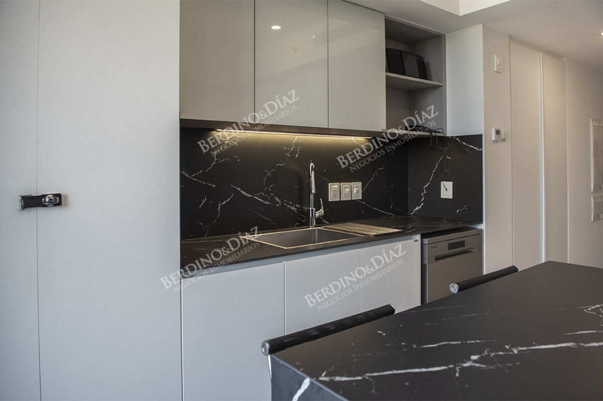 Apartamento ID.2724 - Espectacular departamento de 3  dormitorios en Ventian Playa Mansa.