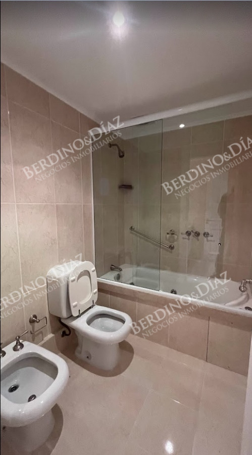 Apartamento ID.2745 - Departamento de 2 dormitorios en venta en Le Jardin, Punta del Este