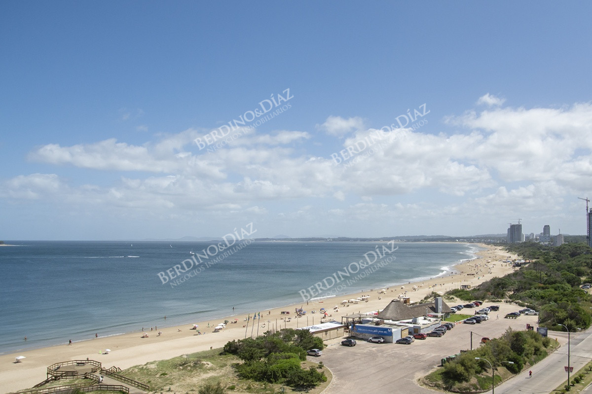 Apartamento ID.1192 - Apartamento de 3 dormitorios en MILLENIUM TOWER