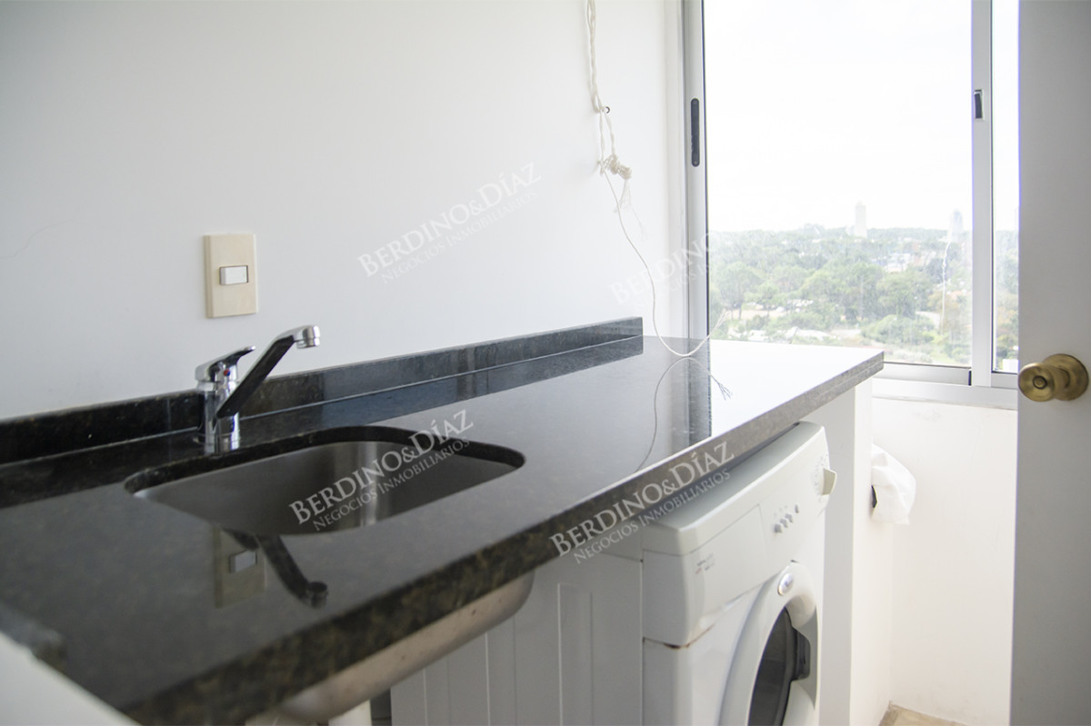 Apartamento ID.1851 - Departamento en venta con amplios ambientes, en el edificio Tequendama