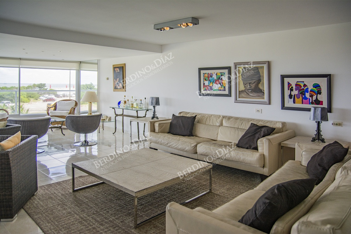 Apartamento ID.2468 - Hermoso Departamentocon agradable vista.