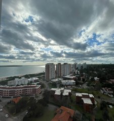 Apartamento en venta Playa Mansa