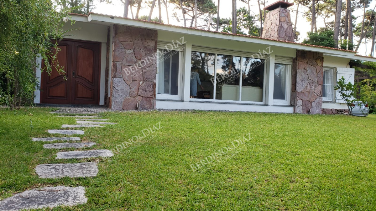 Casa ID.2666 - Casa en venta 3 dormitorios en San Rafael Punta del Este 