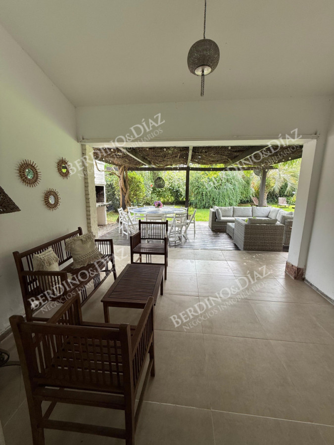 Casa ID.2666 - Casa en venta 3 dormitorios en San Rafael Punta del Este 