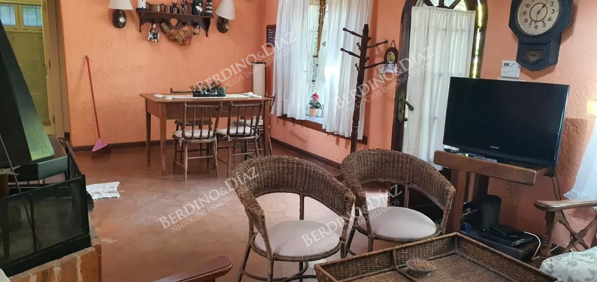 Casa ID.2565 - Venta Casa en Aidy Grill, Punta del Este con parrillero a pocas cuadras del mar