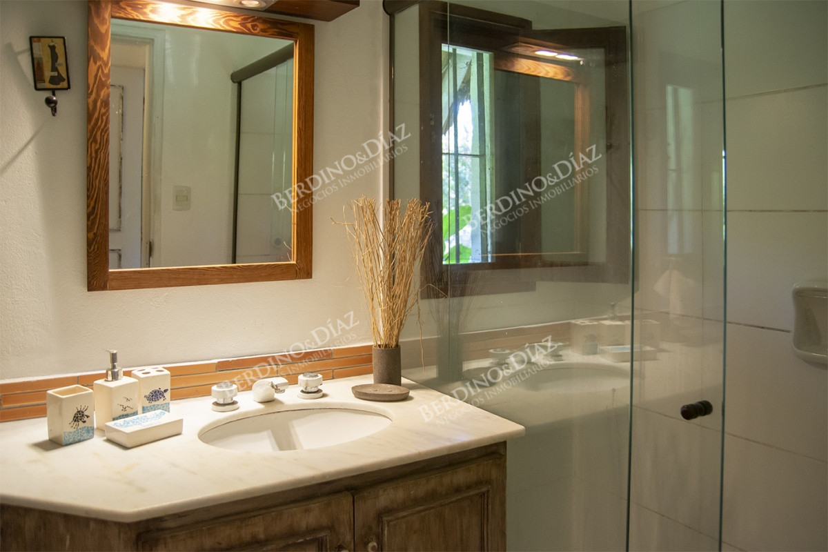 Casa ID.1261 - Muy linda casa en zona Rincón del Indio, Punta del Este