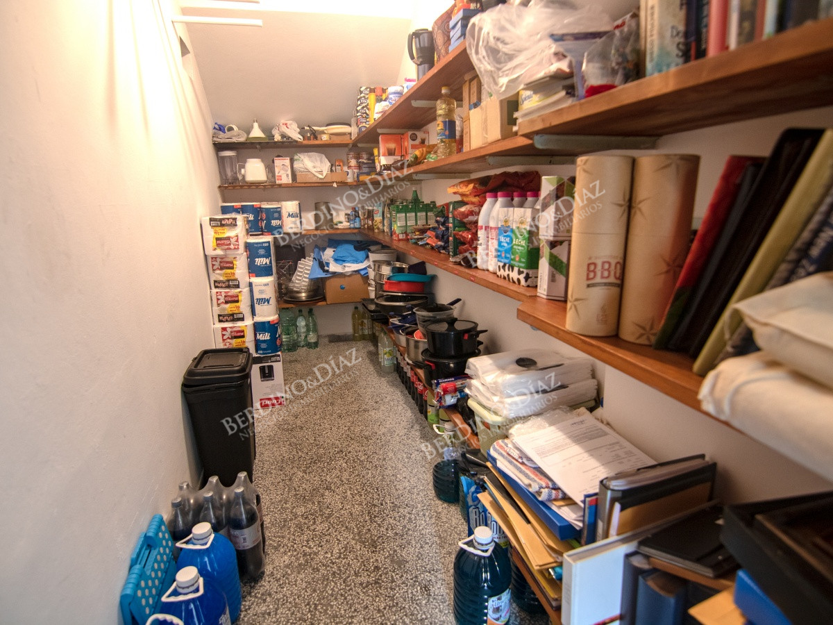 Casa ID.2590 - Casa de gran tamaño ubicada en zona de paz y tranquilidad.