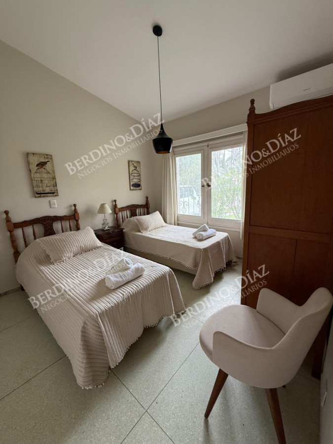 Casa ID.2666 - Casa en venta 3 dormitorios en San Rafael Punta del Este 