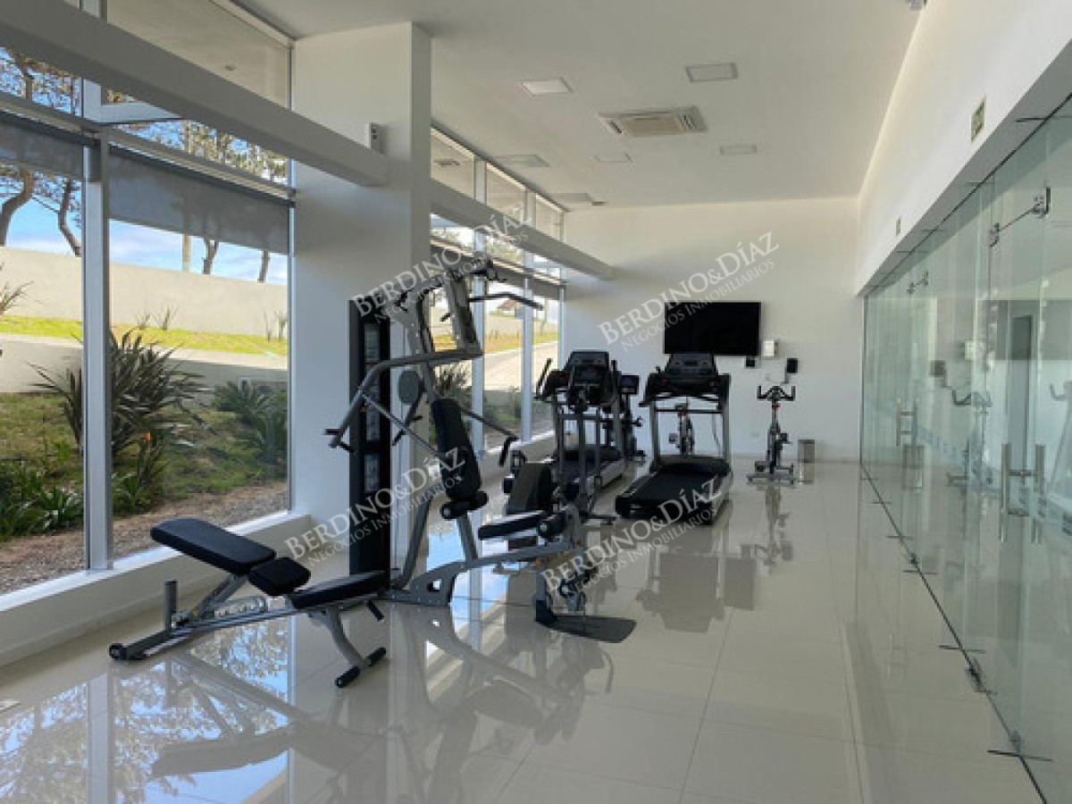 Apartamento ID.1858 - Apartamento de 3 dormitorios Playa Mansa Punta del Este 