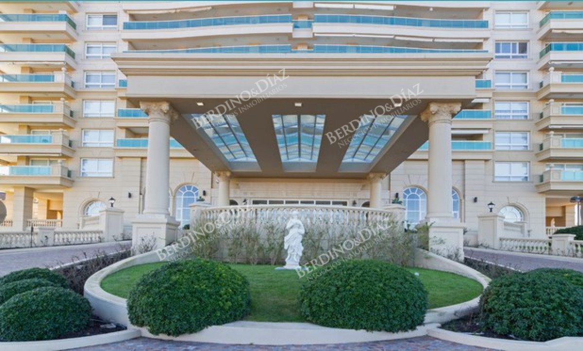 Apartamento ID.2745 - Departamento de 2 dormitorios en venta en Le Jardin, Punta del Este