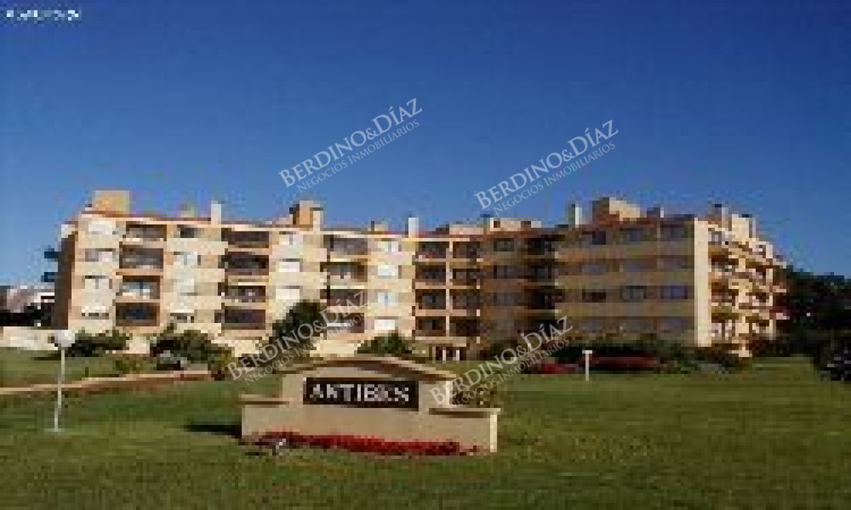 Apartamento ID.2796 - Apartamento de 1 dormitorio, con parrillero en balcon, Roosevelt Punta del Este