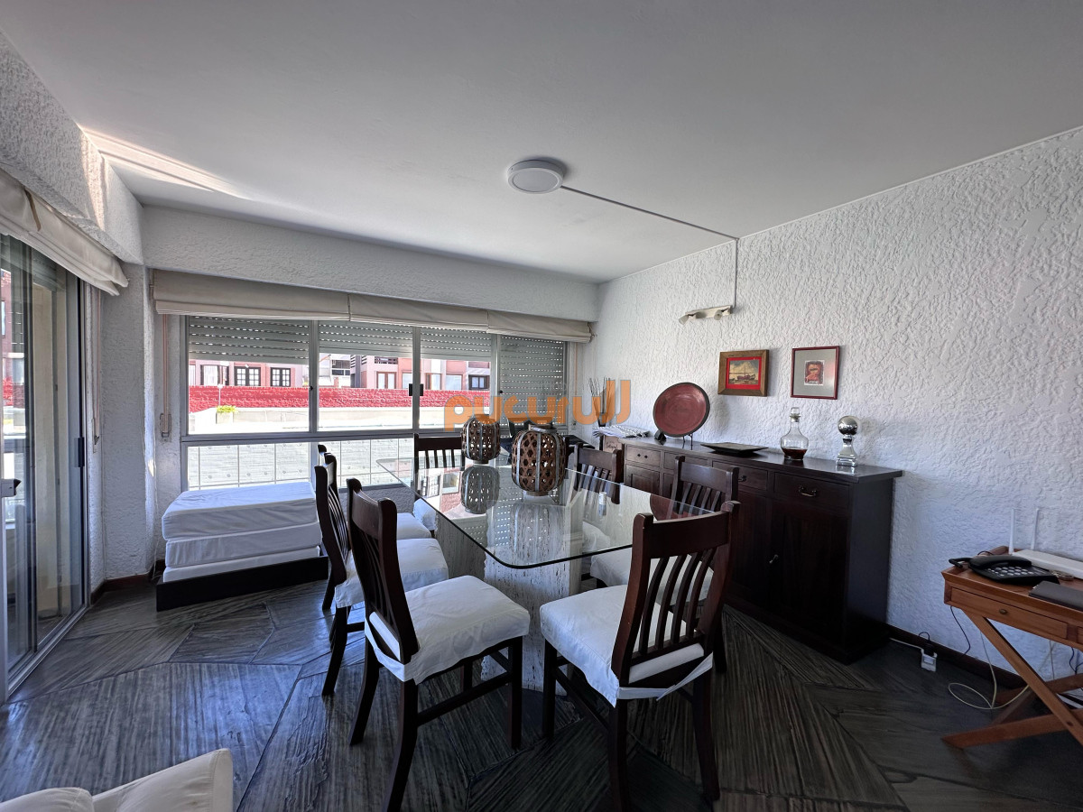 Apartamento ID.2102 - Departamento a pocos metros del Mar.