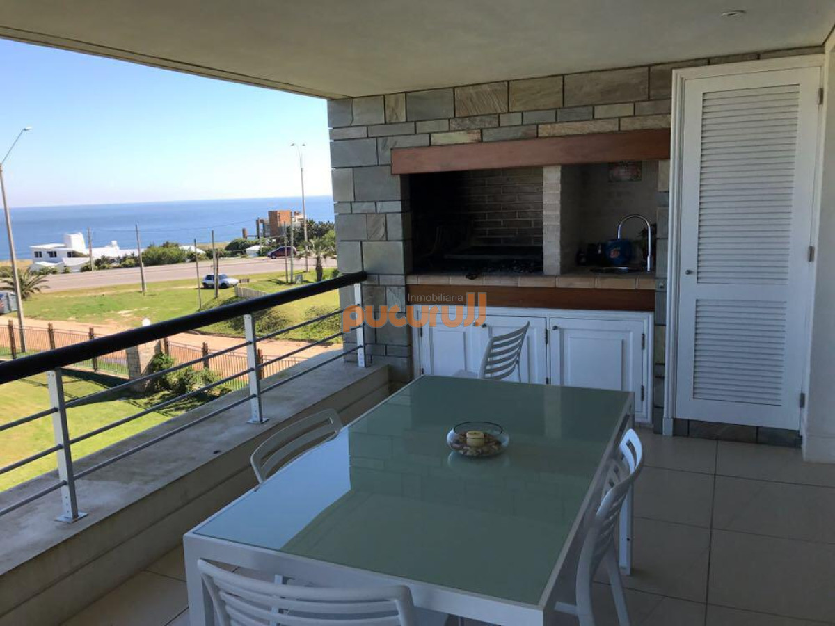 Apartamento ID.1482 - Comodo e iluminado departamento en venta de 3 dormitorios con preciosa vista al mar. Veramansa