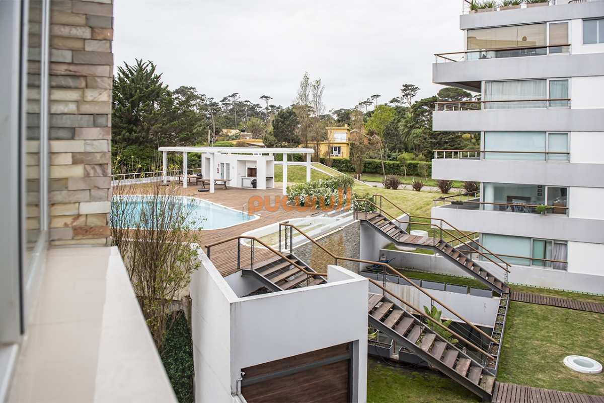 Apartamento ID.1480 - Departamento de 3 dormitorios en venta. Gran Oportunidad en Playa Mansa.