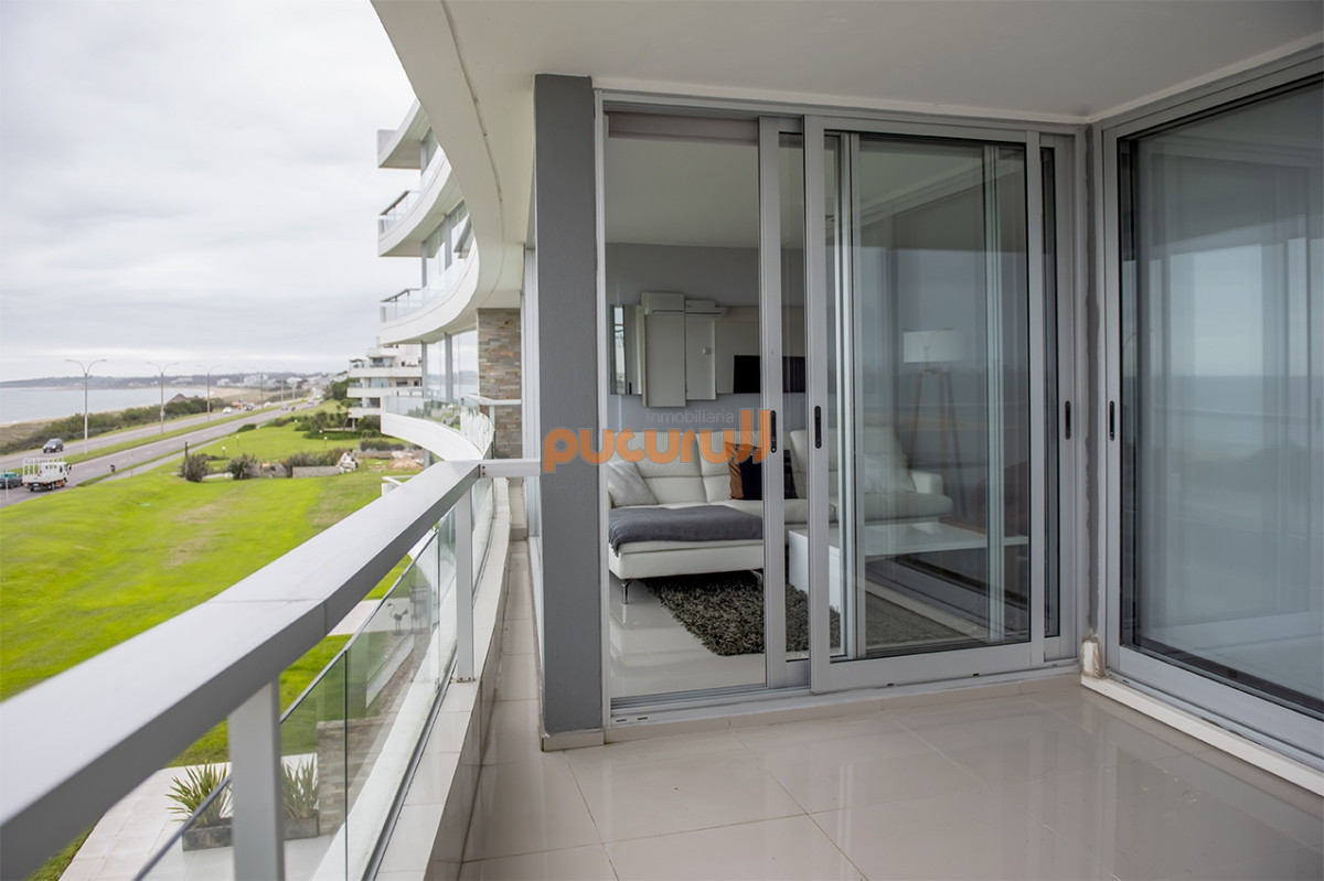 Apartamento ID.1480 - Departamento de 3 dormitorios en venta. Gran Oportunidad en Playa Mansa.