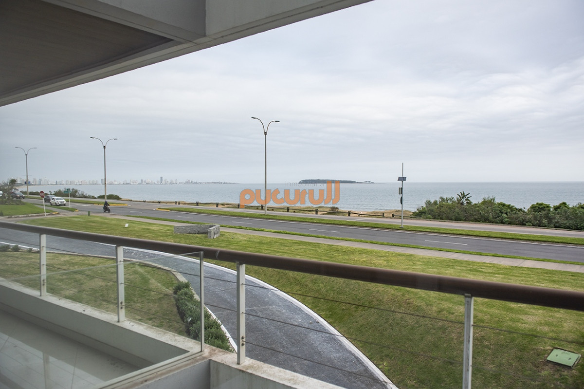 Apartamento ID.1481 - Departamento de 3 dormitorios en venta. Gran Oportunidad en Mansa.