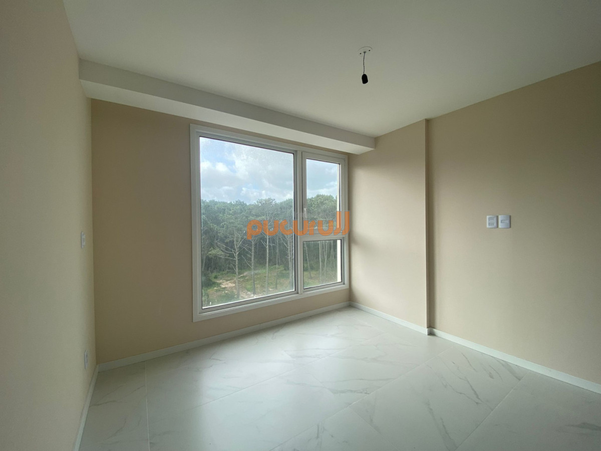 Apartamento ID.2651 - Invierta con financiación en espectacular torre con vista a la laguna y el mar. 