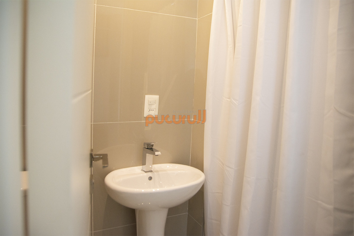 Apartamento ID.2650 - En venta apartamento de 3 dormitorios en excelente ubicacion, Pinares Punta del Este