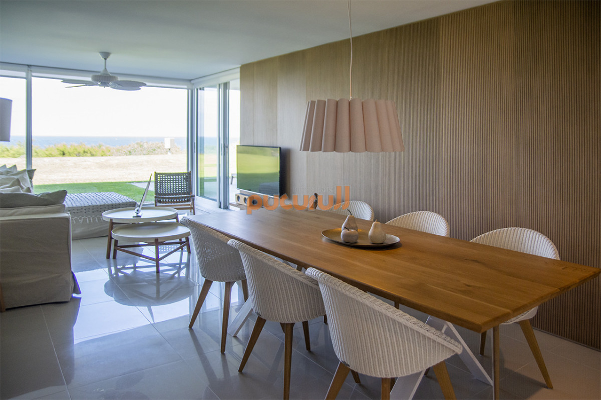 Apartamento ID.2650 - En venta apartamento de 3 dormitorios en excelente ubicacion, Pinares Punta del Este