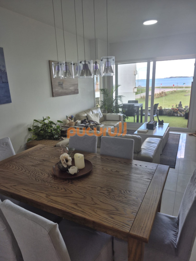 Apartamento ID.2667 - Apartamento en venta primera linea Playa Mansa Punta del Este 2 dormitorios