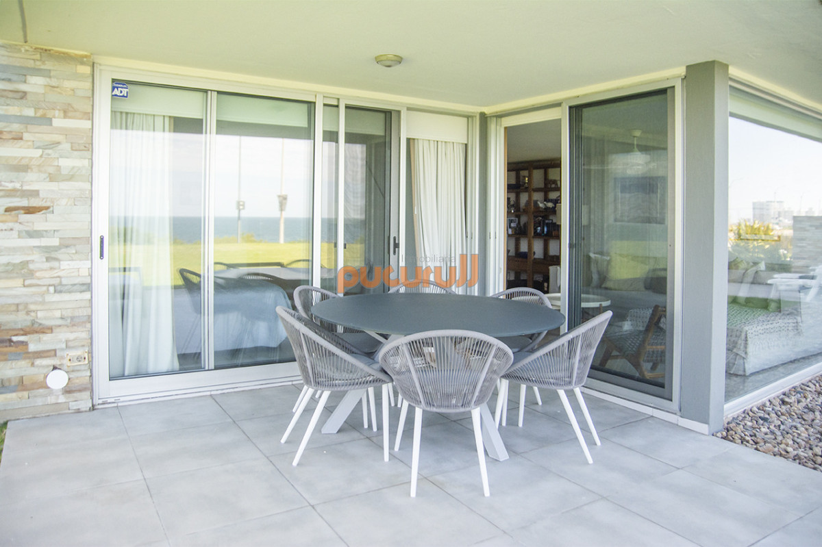 Apartamento ID.2650 - En venta apartamento de 3 dormitorios en excelente ubicacion, Pinares Punta del Este