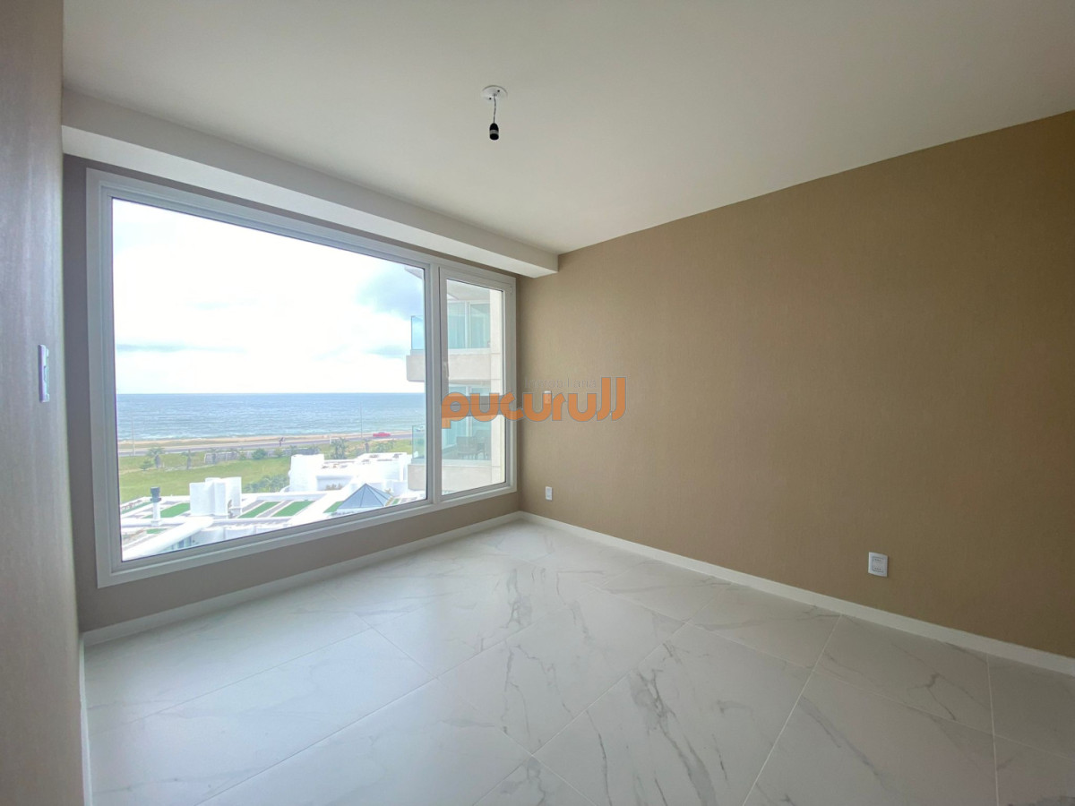 Apartamento ID.2651 - Invierta con financiación en espectacular torre con vista a la laguna y el mar. 