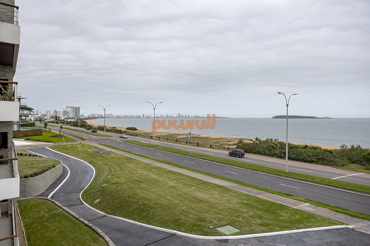 Apartamento ID.1480 - Departamento de 3 dormitorios en venta. Gran Oportunidad en Playa Mansa.
