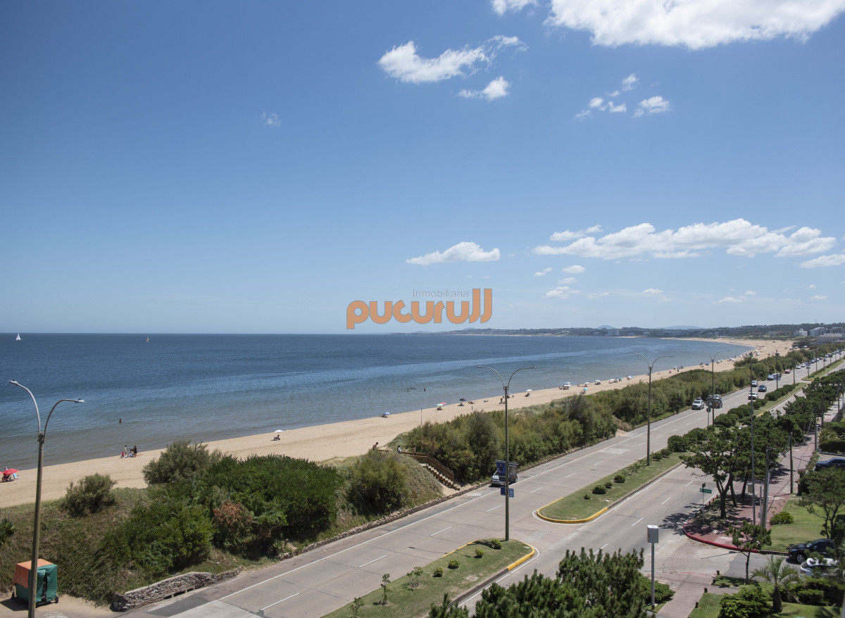Apartamento ID.2002 - Hermoso Ph con azotea propia, parrillero, 2 dormitorios, No te lo pierdas.