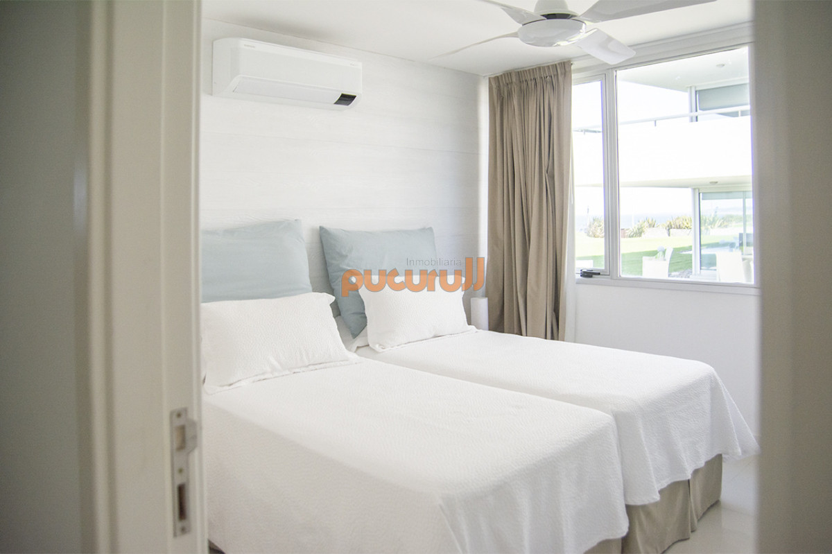 Apartamento ID.2650 - En venta apartamento de 3 dormitorios en excelente ubicacion, Pinares Punta del Este