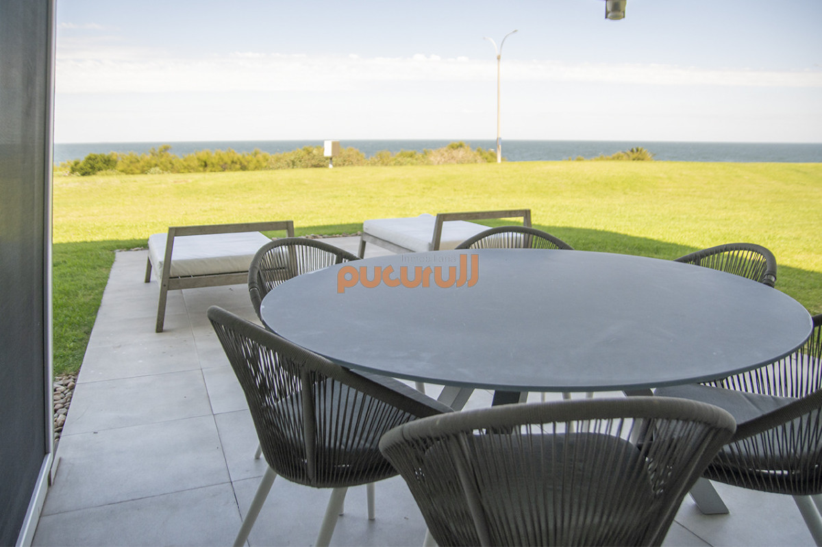 Apartamento ID.2650 - En venta apartamento de 3 dormitorios en excelente ubicacion, Pinares Punta del Este