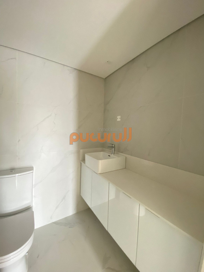 Apartamento ID.2651 - Invierta con financiación en espectacular torre con vista a la laguna y el mar. 