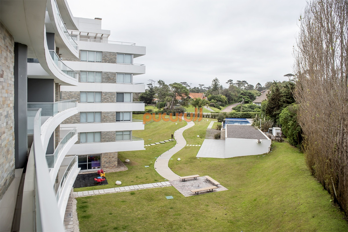 Apartamento ID.1480 - Departamento de 3 dormitorios en venta. Gran Oportunidad en Playa Mansa.