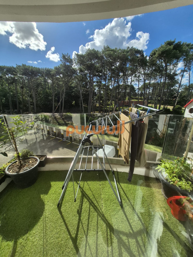 Apartamento ID.2667 - Apartamento en venta primera linea Playa Mansa Punta del Este 2 dormitorios