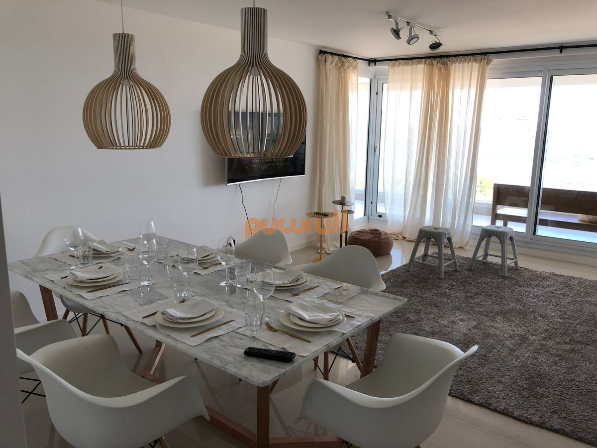 Apartamento ID.1478 - Se vende apartamento de 3 dormitorios en Edificio Horizonte, Playa Mansa, Punta del Este 