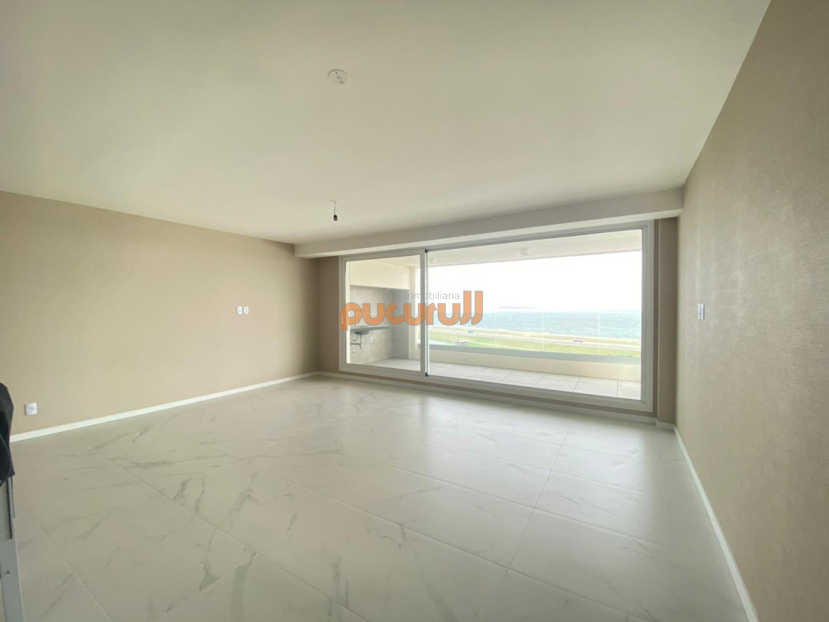 Apartamento ID.2651 - Invierta con financiación en espectacular torre con vista a la laguna y el mar. 