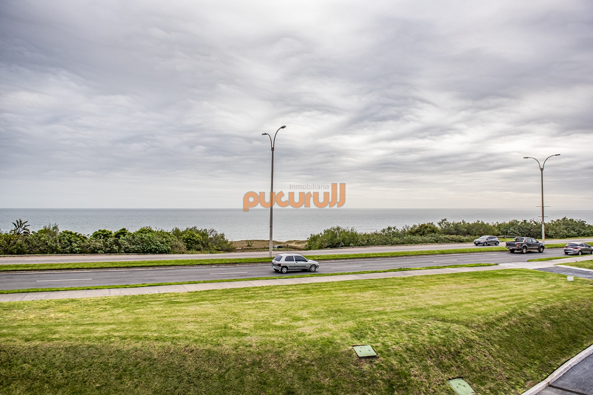 Apartamento ID.1481 - Departamento de 3 dormitorios en venta. Gran Oportunidad en Mansa.