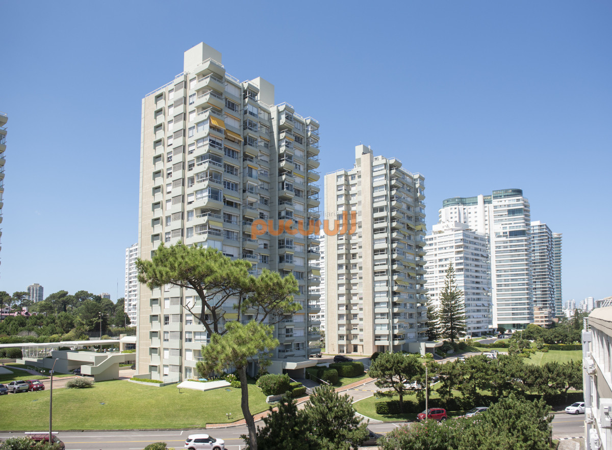 Apartamento ID.2002 - Hermoso Ph con azotea propia, parrillero, 2 dormitorios, No te lo pierdas.