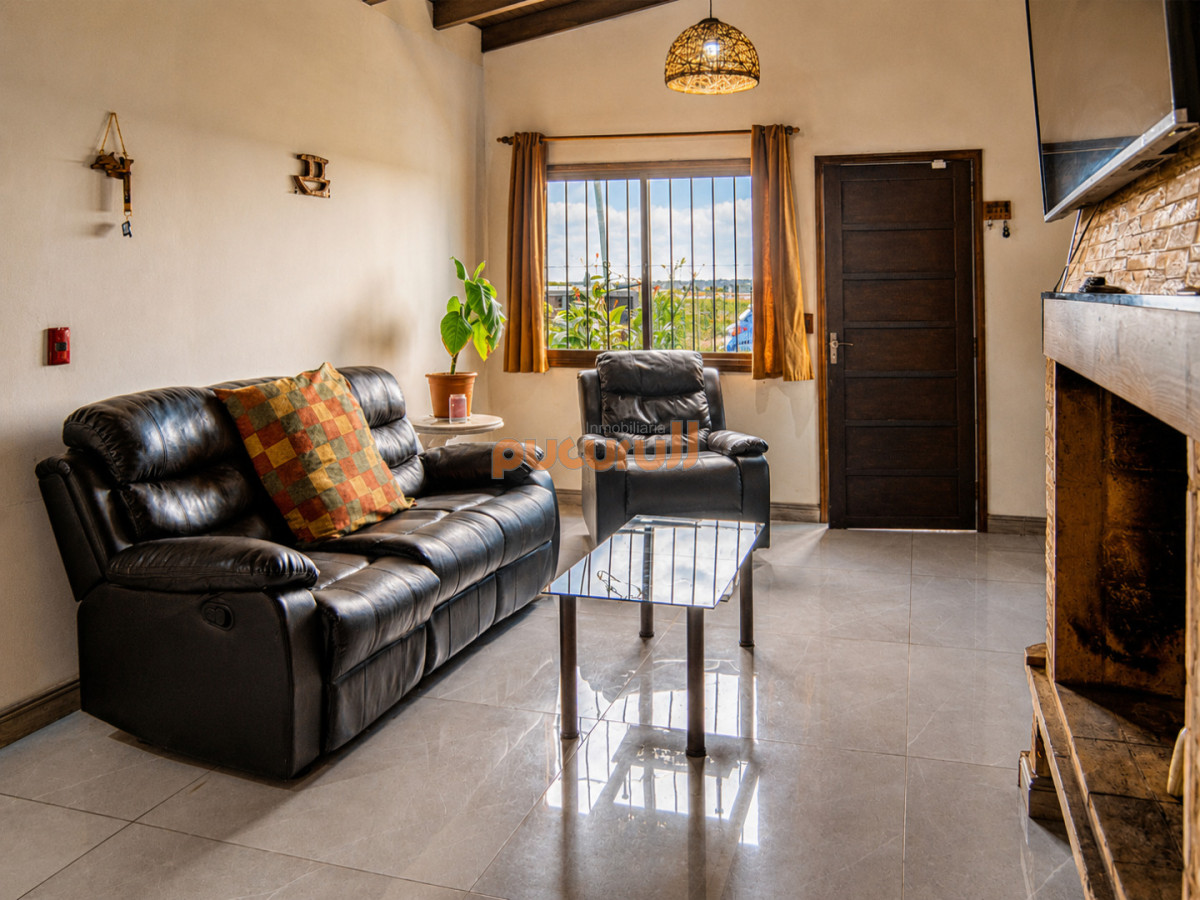 Casa ID.3006 - En venta casa de 4 dormitorios en Barrio 4 H en Maldonado, con barbacoa y piscina