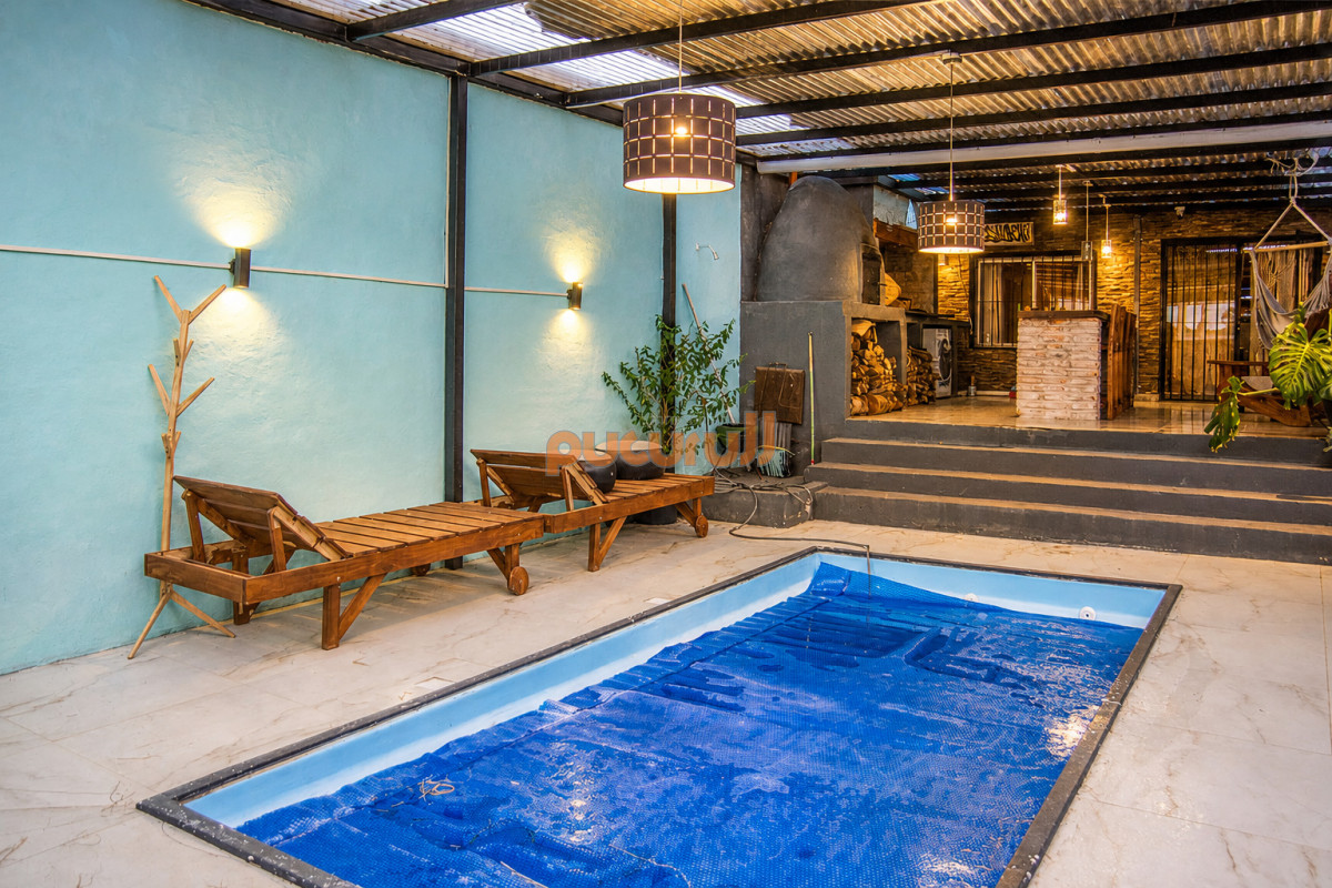 Casa ID.3006 - En venta casa de 4 dormitorios en Barrio 4 H en Maldonado, con barbacoa y piscina