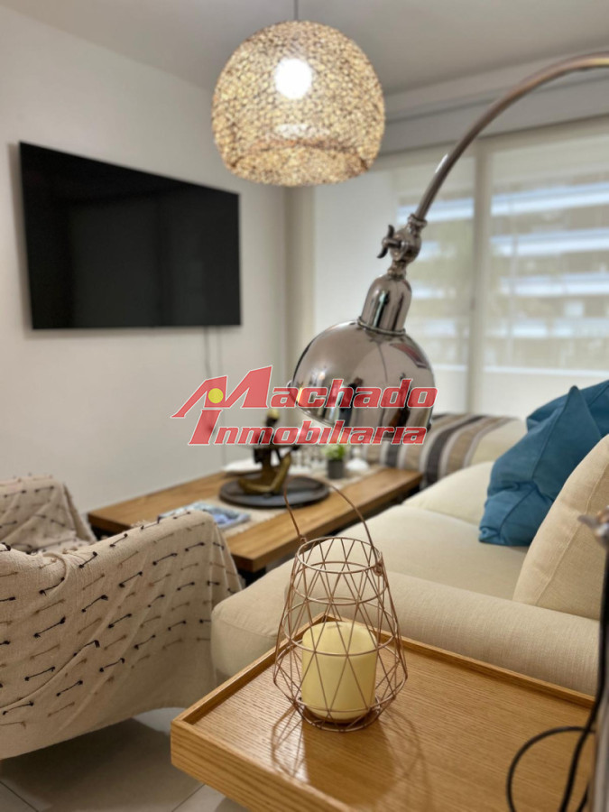 Venta apartamento 1 dormitorio sobre gorlero, excelente ubicacion - MCH14178A