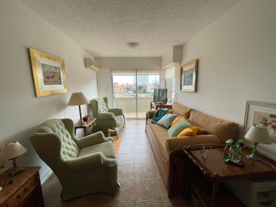 Vende apartamento de 1 dormitorio en Aidy Grill, Punta del Este
