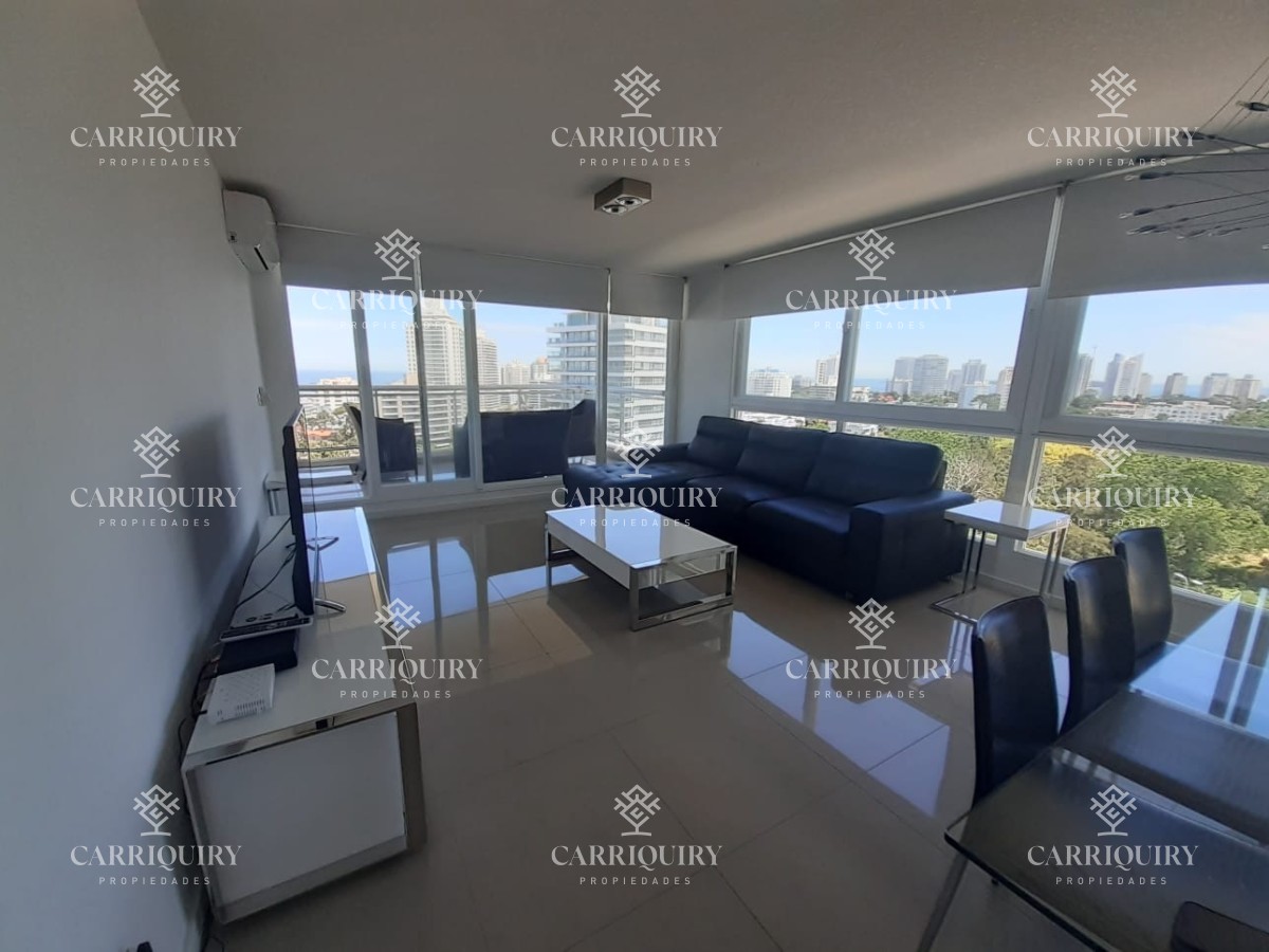 Apartamento ID.5815 - Departamento en venta en Torre de jerarquía a metros de Playa Brava.