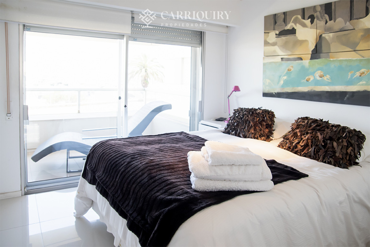 Apartamento ID.6278/Apartamento-en-venta-2-dormitorios-Playa-Mansa-vista--Venetian--a-estrenar--frente-al-mar-lujo - Gran Oportunidad de venta, en la zona del Puerto de Punta del Este.