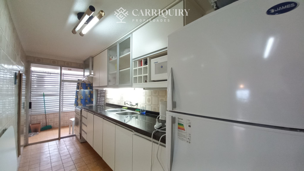 Apartamento ID.7373 - Departamento de 3 dormitorios + dependencia en venta, Playa Mansa. Torre Jefferson,.