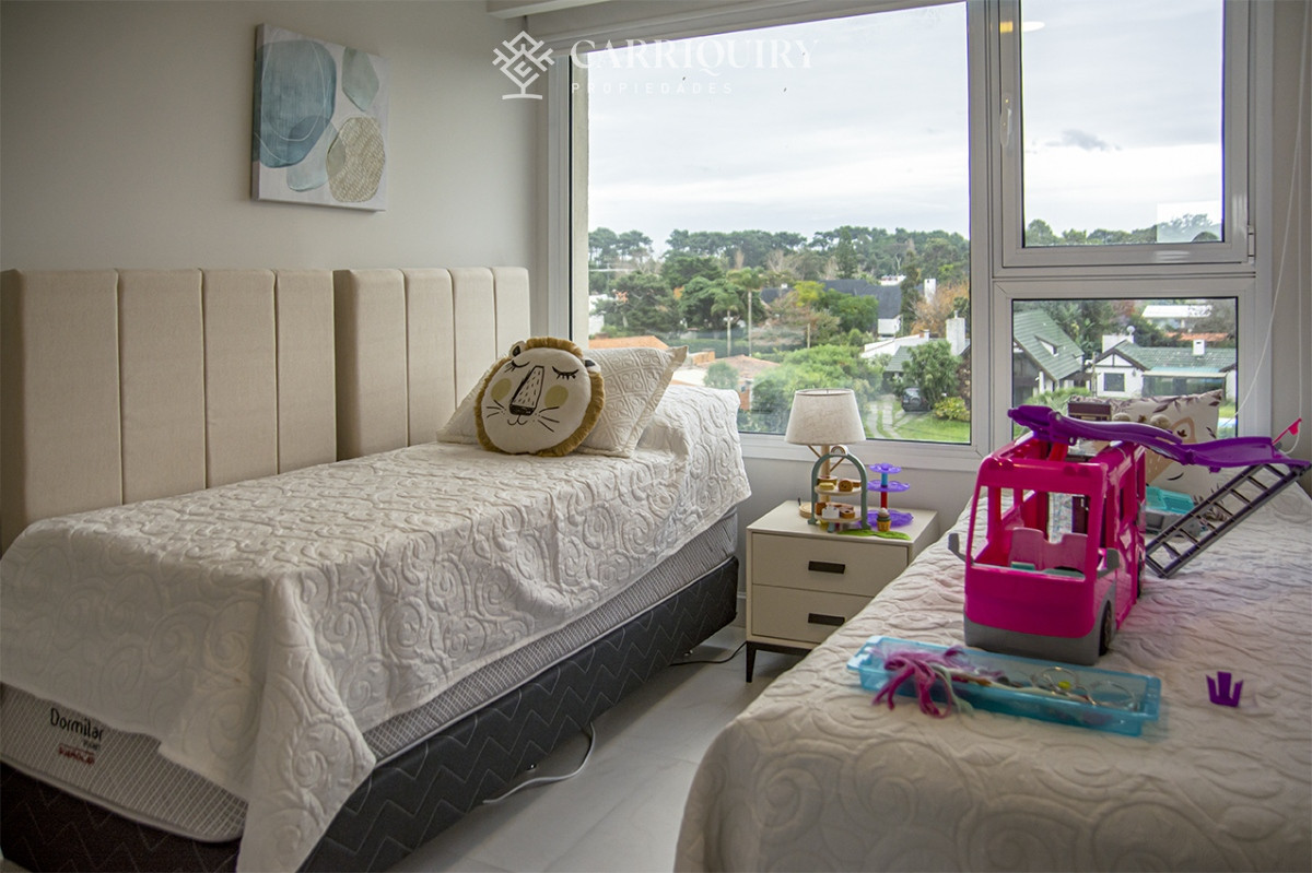Apartamento ID.7948 - Apartamento de 2 dormitorios en Playa Mansa , Punta del este 