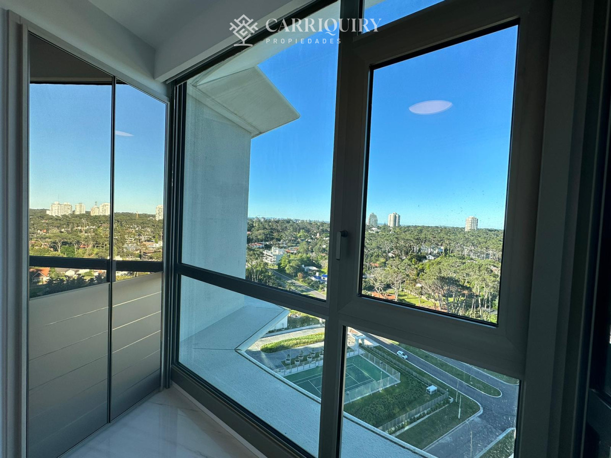 Apartamento ID.7471/ALQUILER-TEMPORARIO-Y-VENTA-APARTAMENTO-3-DORMITORIOS - Espectacular apartamento en alquiler en la torre mas lujosa de Punta del este